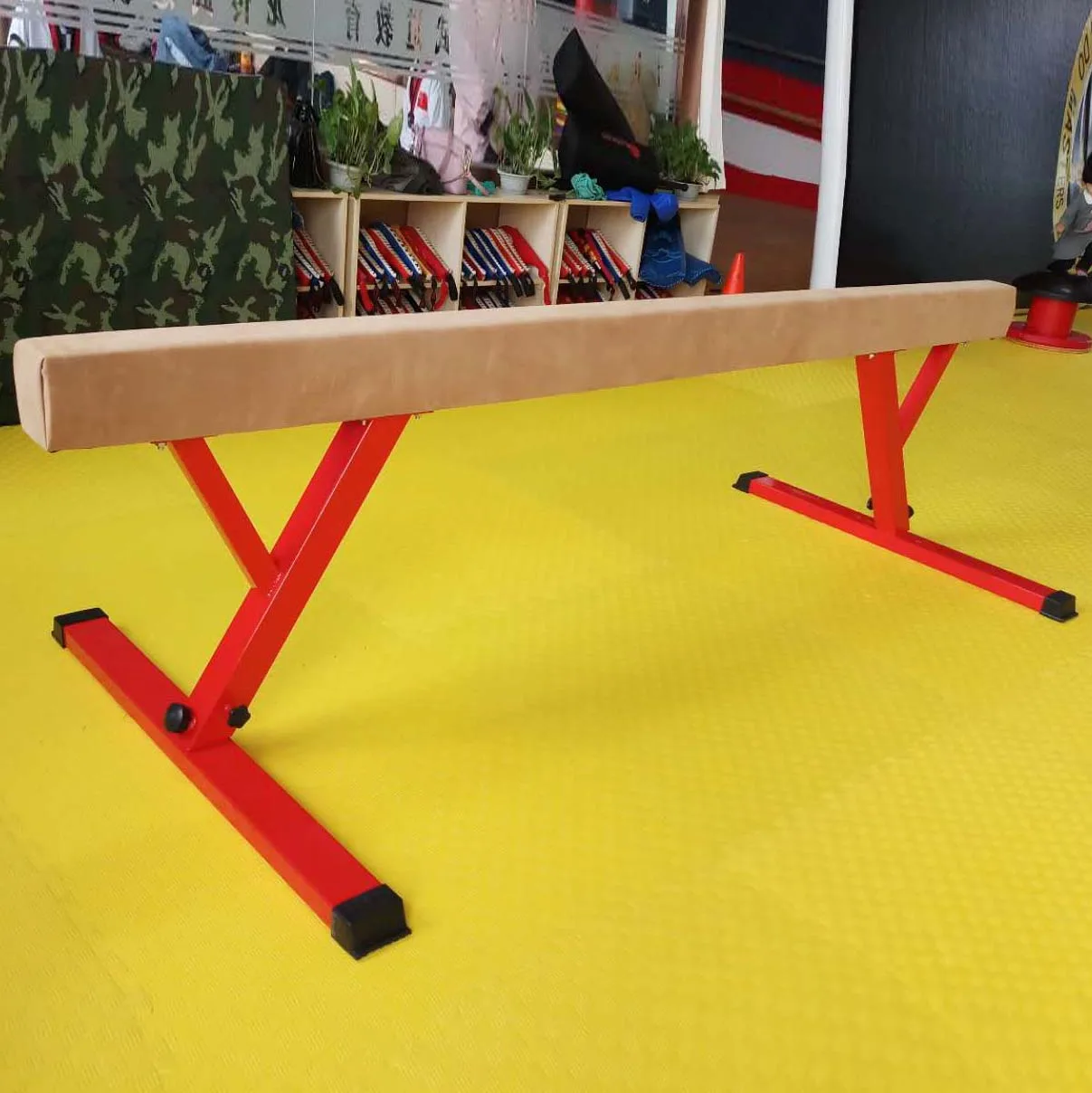 Attrezzatura per divertimento  - Outdoor Sports Hall recensione e prezzo