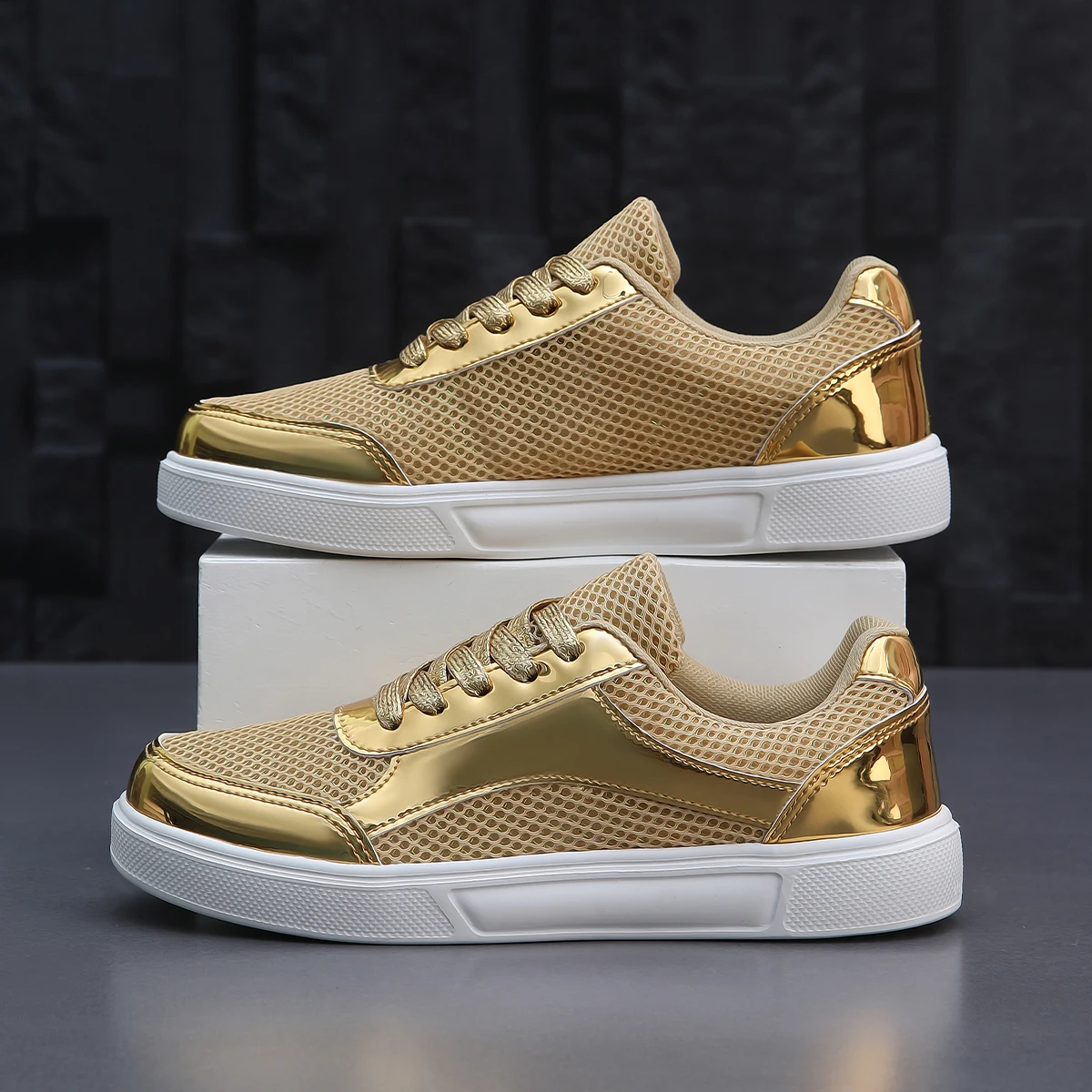 Nuove Sneakers da Donna Moda A - Outdoor Sport Lights recensione e prezzo