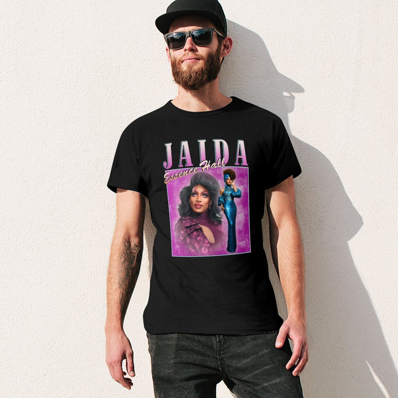 T-shirt dal design retrò vinta - Outdoor Sports Hall recensione e prezzo